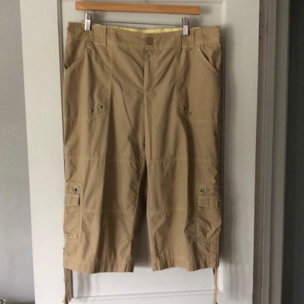 St John’s Bay Active women’s size PL.Tan, silver grommets cargo pants. Adj. EUC